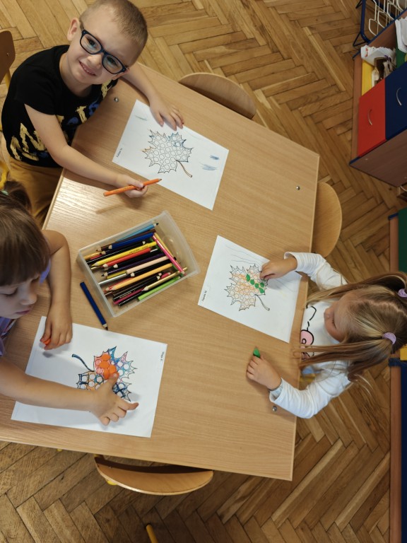 Jesień w grupie pszczółek